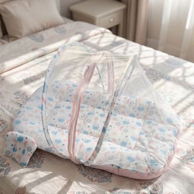 Cotton  Mosquito Net Bed - Cloud & Stars