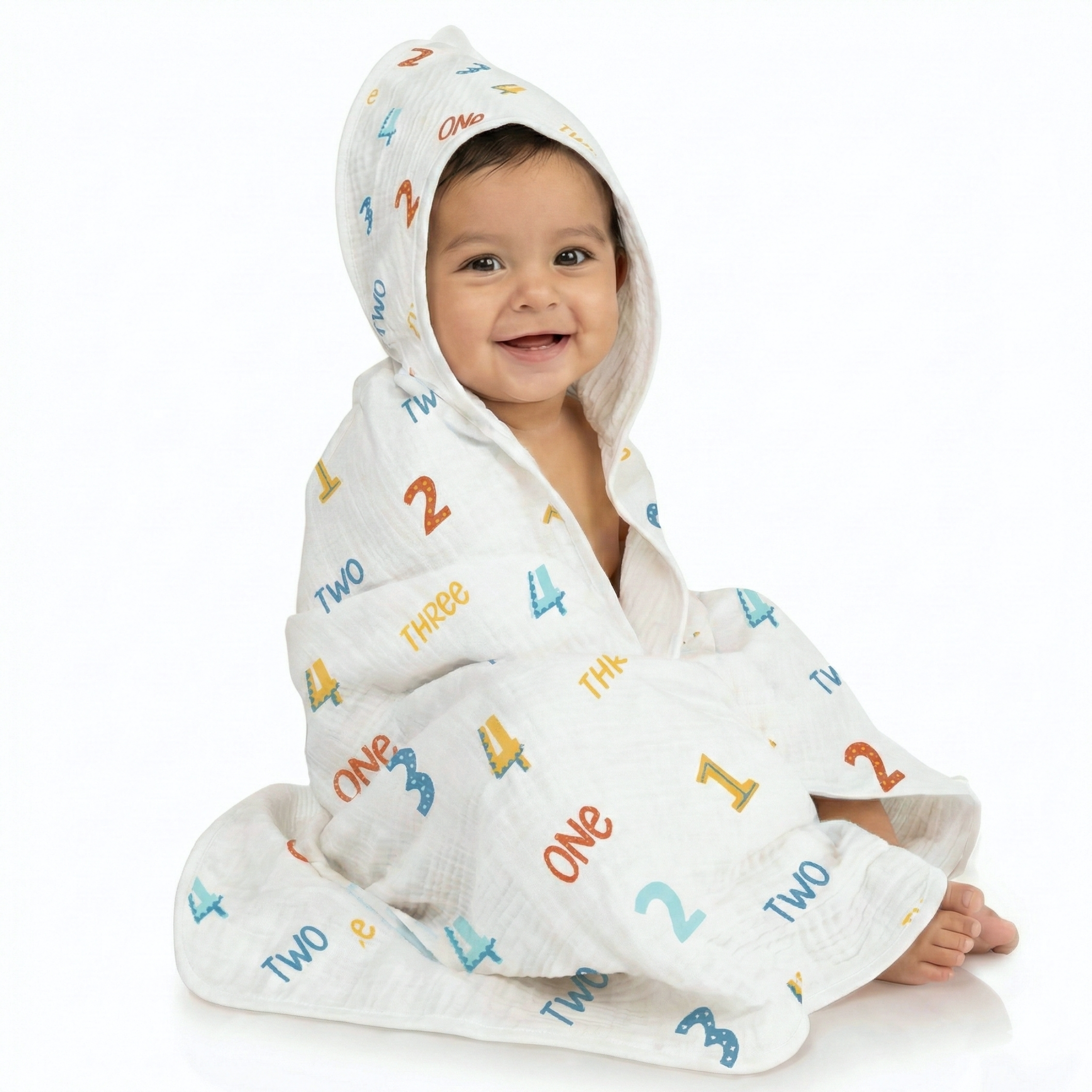 Muslin Hooded Bath Towel - Little Numbers Play - Image 3